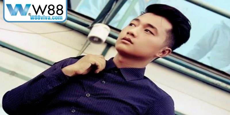 CEO Anh Tú – Chuyên Gia Đánh Giá Uy Tín Hàng Đầu Tại W88 7 Dưới dẫn dắt của chuyên gia tài ba thì W88 đạt nhiều thành tựu nổi bật